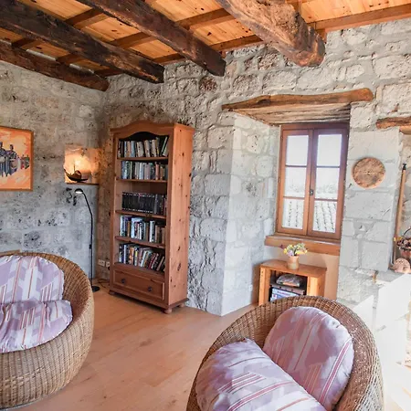 La Tour Tatil Evi Roquecor