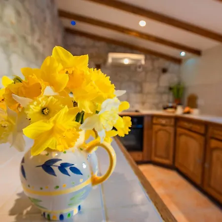 La Tour בית נופש