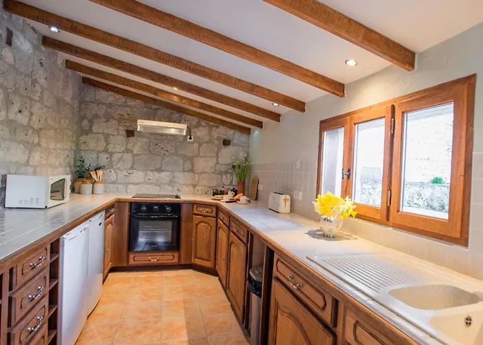 La Tour بيت للعطل *