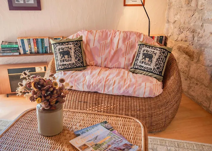 La Tour بيت للعطل Roquecor