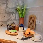 La Tour Holiday home Roquecor