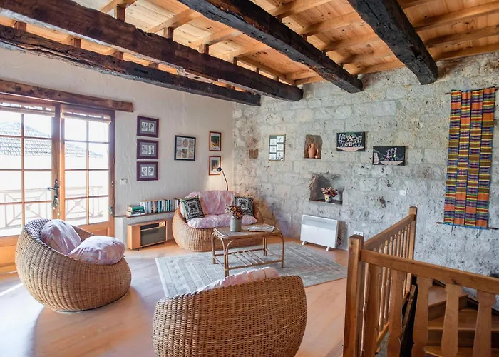 Dom wakacyjny La Tour *