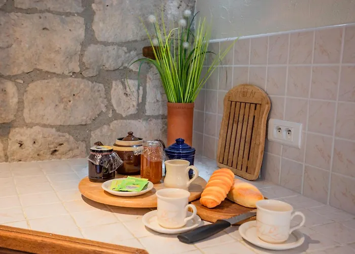 La Tour Dom wakacyjny Roquecor